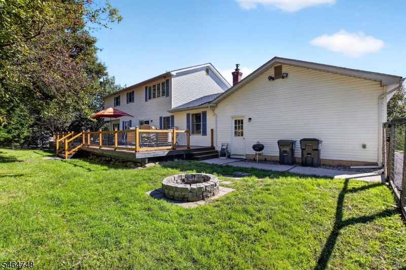 27 Edgemere Terrace Property Photo 33