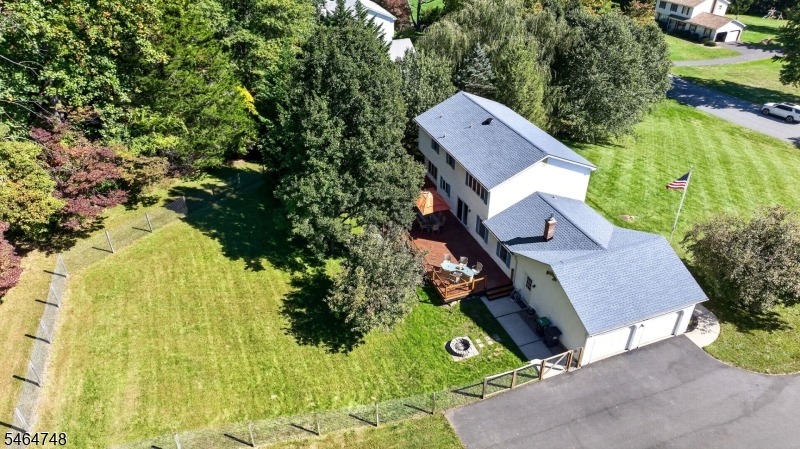 27 Edgemere Terrace Property Photo 36