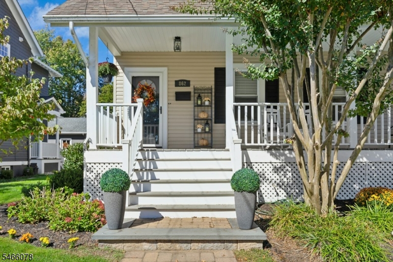 862 Dorian Rd Property Photo 3