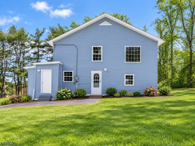 70 Lake Wallkill Rd Property Photo 1