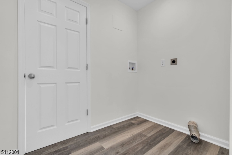 70 Lake Wallkill Rd Property Photo 6