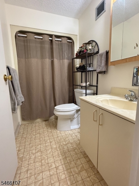 10 N Wood Ave 301 Property Photo 28