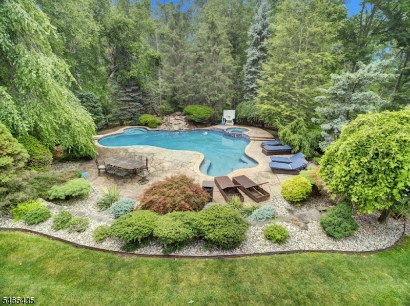 34 Jarombek Dr Property Photo 42
