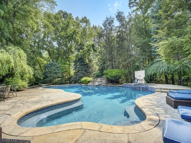 34 Jarombek Dr Property Photo 44