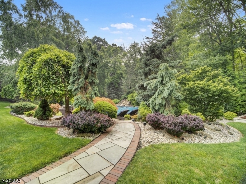 34 Jarombek Dr Property Photo 45