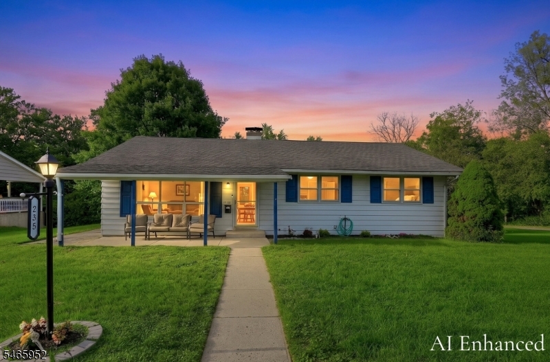 235 Parkside Ave Property Photo 1
