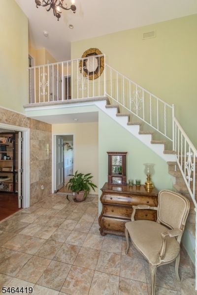 8 Birdseye Cir Property Photo 14