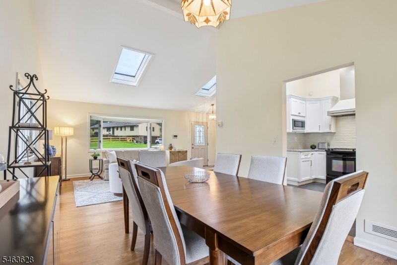 8 Mountain Way Property Photo 5