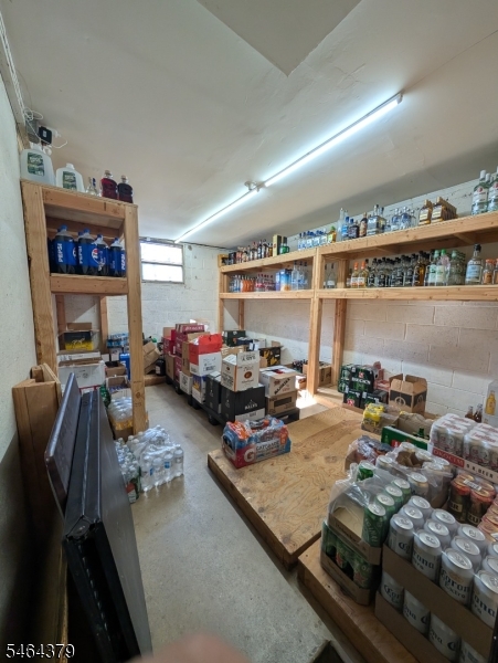 142 Division Ave Property Photo 32