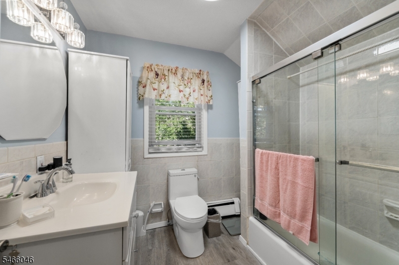 42 Arlington Blvd Property Photo 17