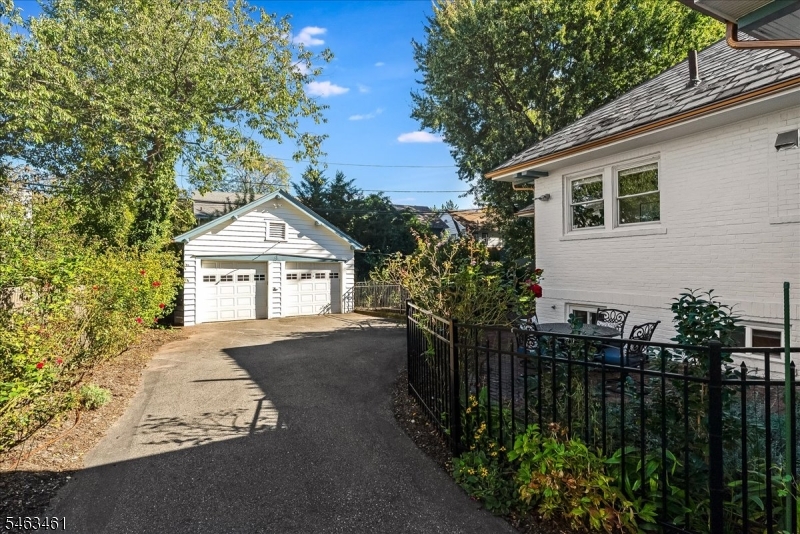 646 Hamilton Rd Property Photo 39