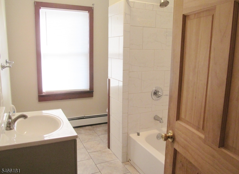 33 Cedar Alley Property Photo 5