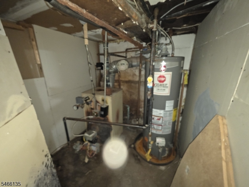 65 Melrose Ave Property Photo 15