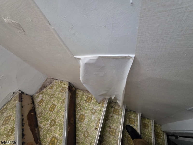65 Melrose Ave Property Photo 18