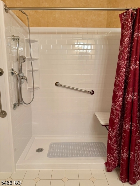 485 Saddle River Rd 7 Property Photo 8