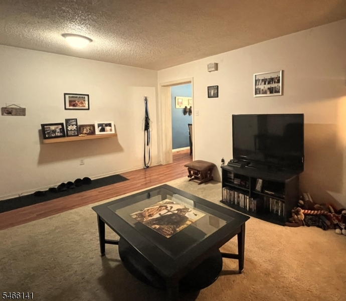12 Burlington Ct 12 Property Photo 2