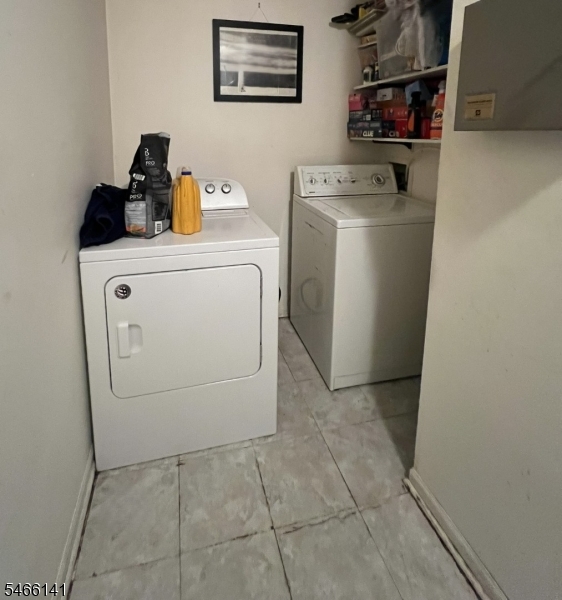 12 Burlington Ct 12 Property Photo 11