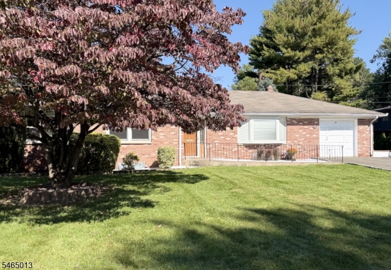 66 Enclosure St Property Photo 1