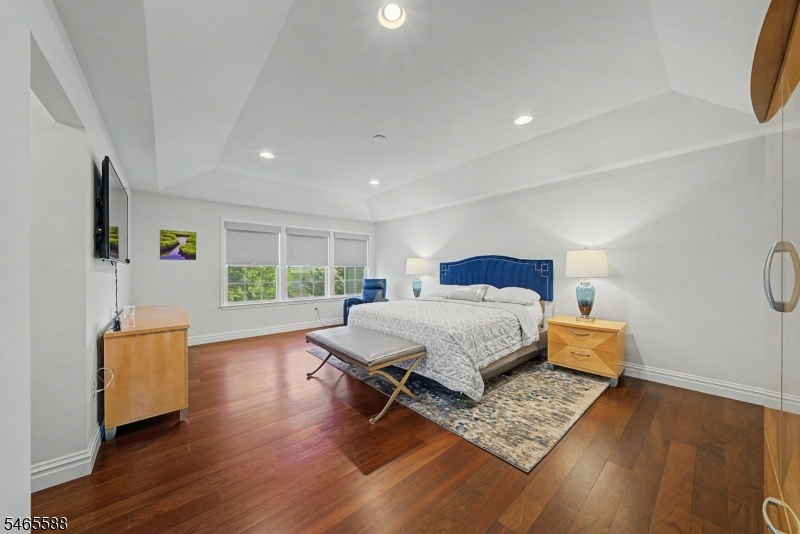 25 Mc Nish Way Property Photo 22