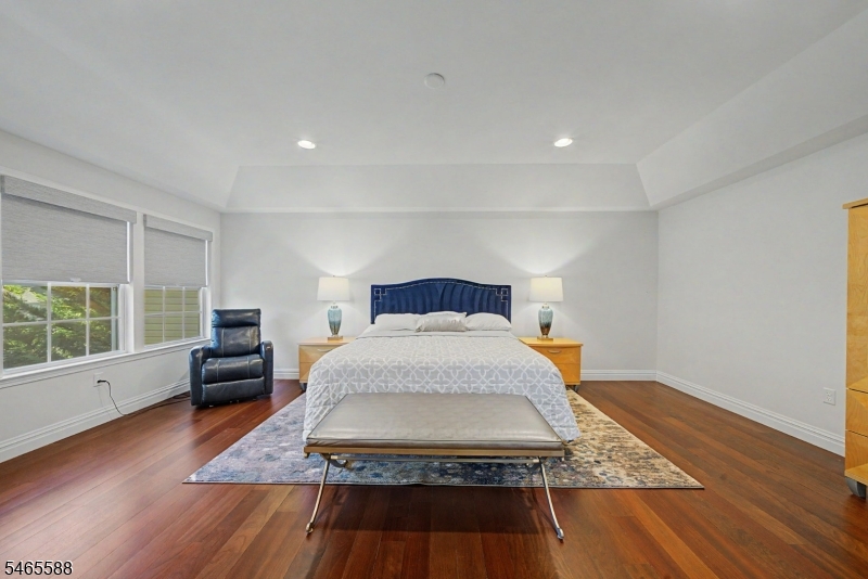 25 Mc Nish Way Property Photo 23
