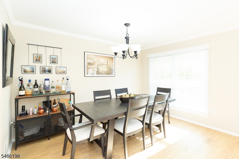 130 Albury Way Property Photo 7