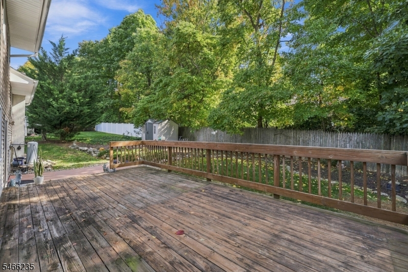 10 Shelley Ct Property Photo 40