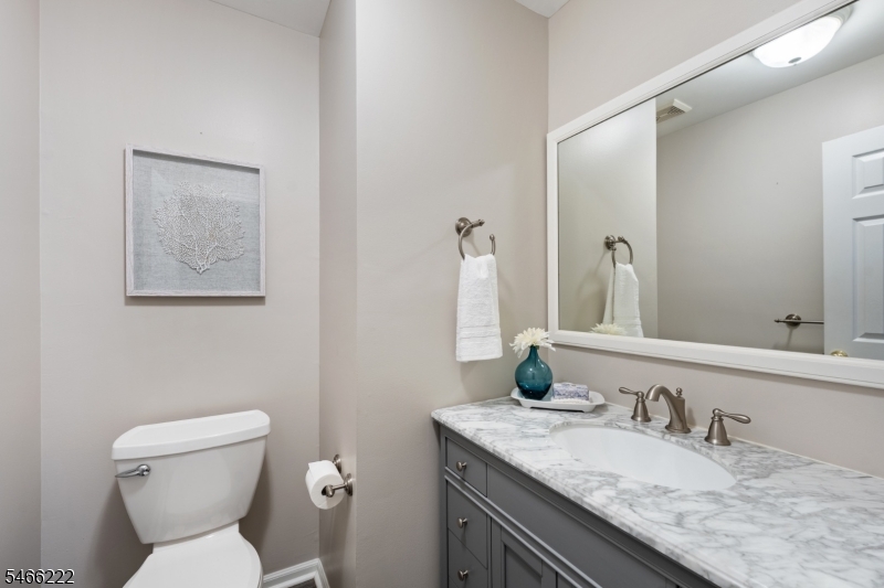 47 Amerman Ln Property Photo 20