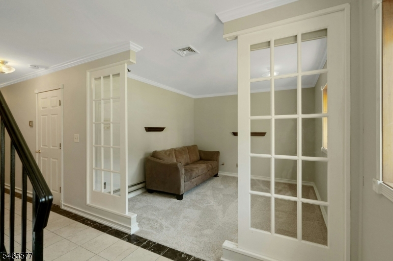 16 Westervelt Pl Property Photo 19