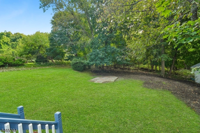 18 Crystal Ave Property Photo 35