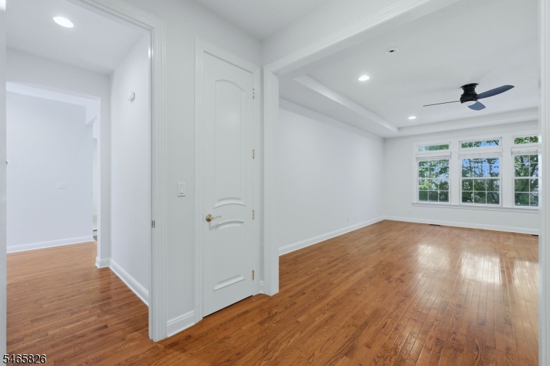6 Tillou Rd W Property Photo 21