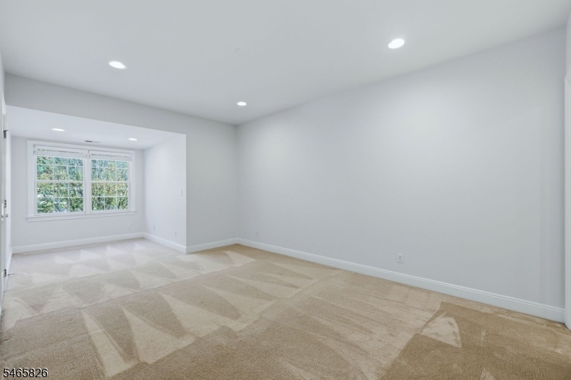 6 Tillou Rd W Property Photo 28