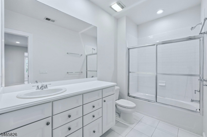 6 Tillou Rd W Property Photo 29