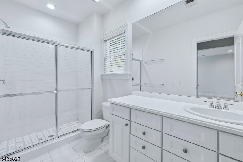 6 Tillou Rd W Property Photo 32