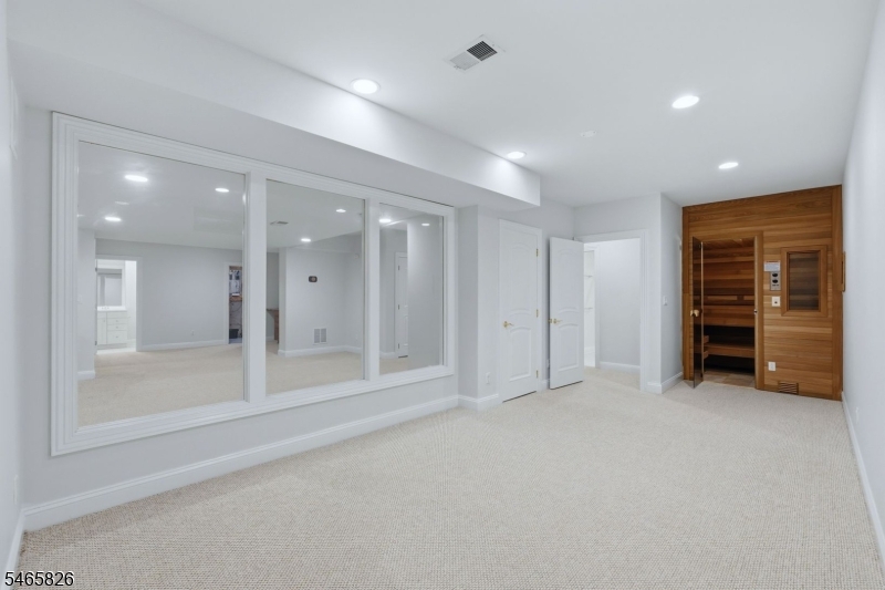 6 Tillou Rd W Property Photo 38