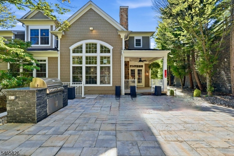6 Tillou Rd W Property Photo 45