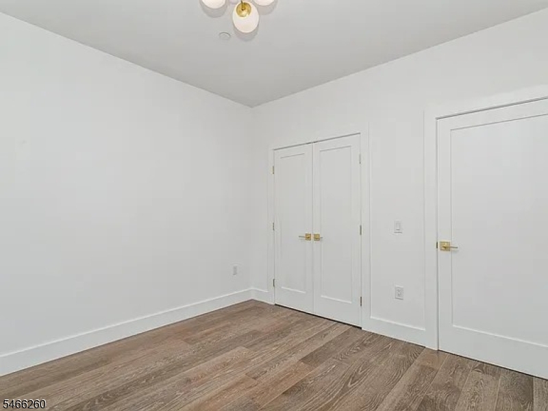 386 Fifth St 301 Property Photo 13