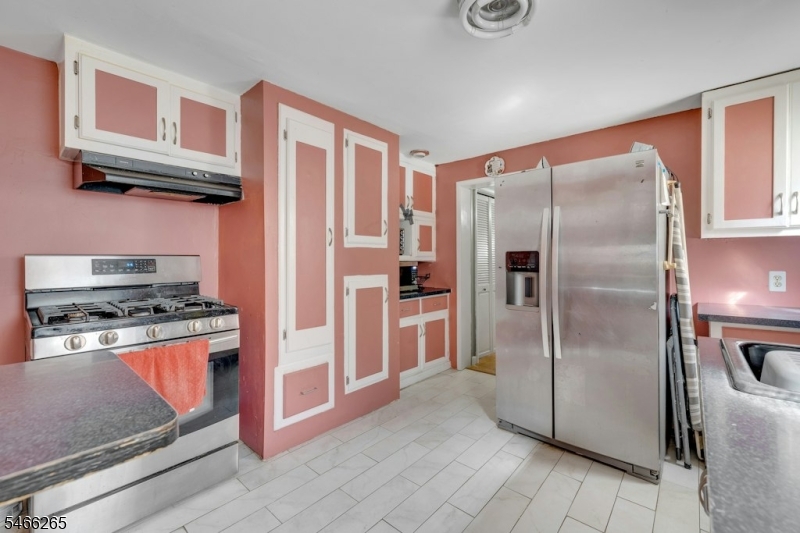 131 Steuben St Property Photo 6