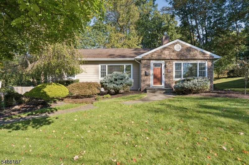 47 Harvey Dr Property Photo 1