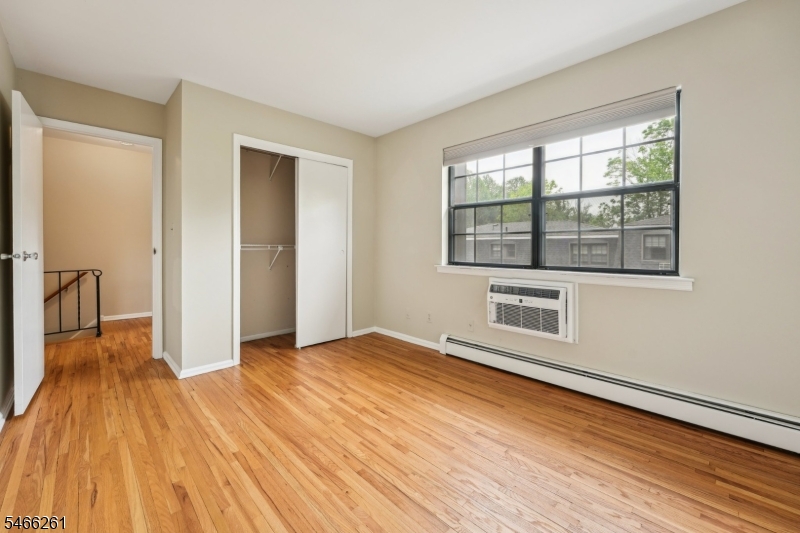 768 Springfield Ave D3 Property Photo 14