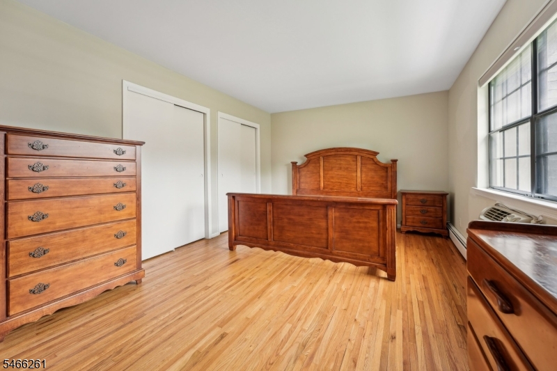 768 Springfield Ave D3 Property Photo 16
