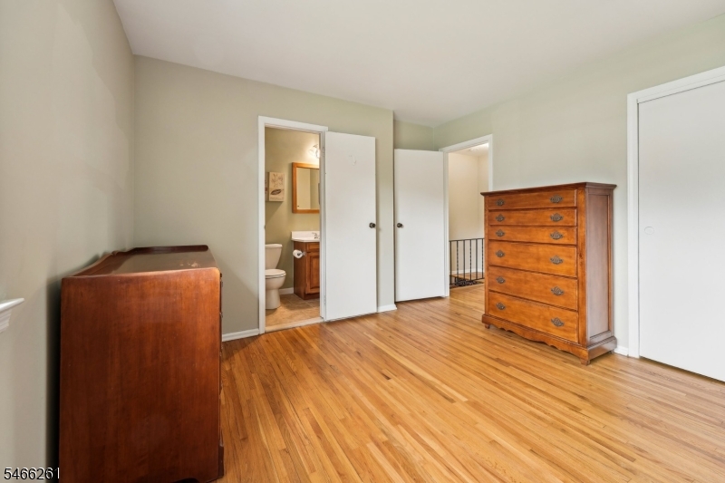 768 Springfield Ave D3 Property Photo 17