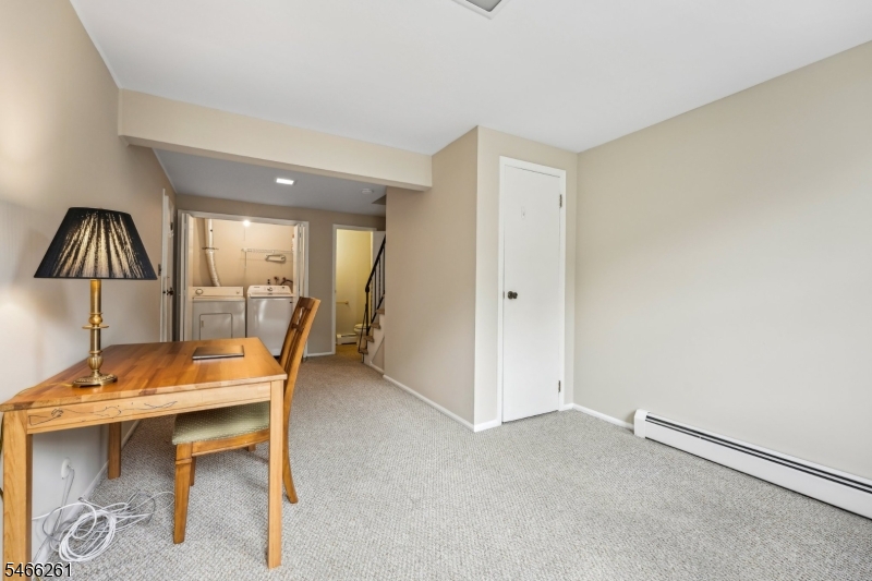 768 Springfield Ave D3 Property Photo 19