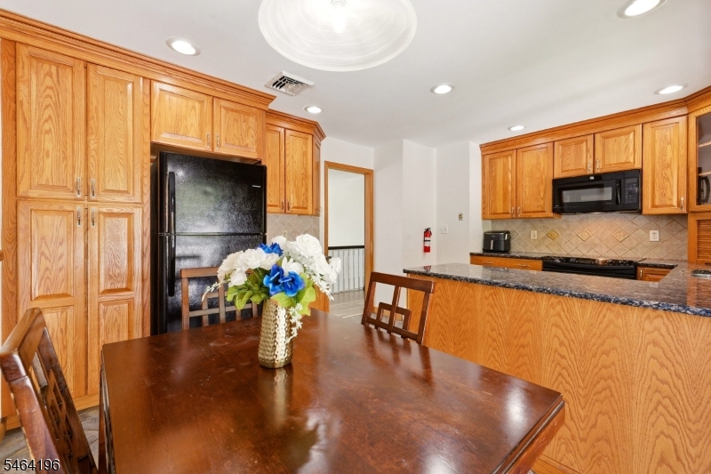 62 South St Property Photo 9