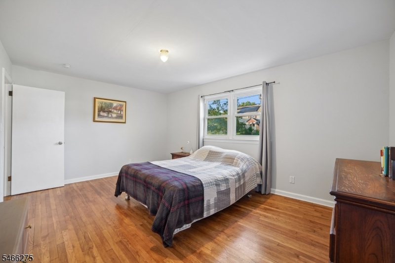 747 3rd St Property Photo 13