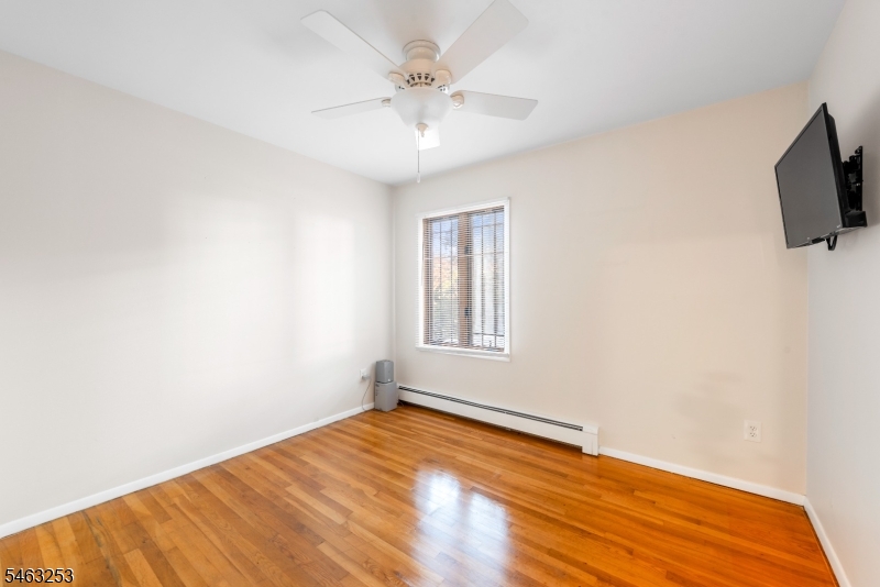 9 Mildred Ave Property Photo 20