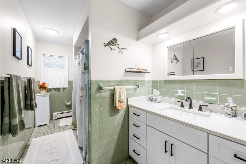 9 Mildred Ave Property Photo 21