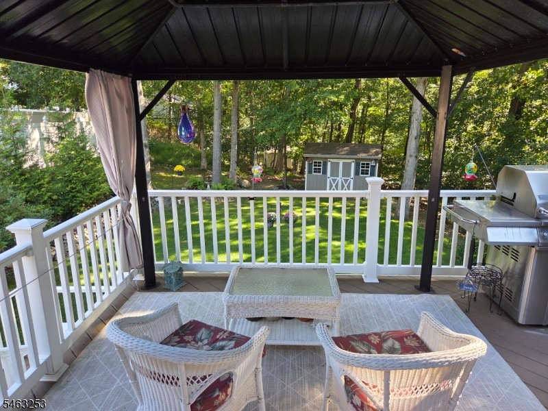 9 Mildred Ave Property Photo 31