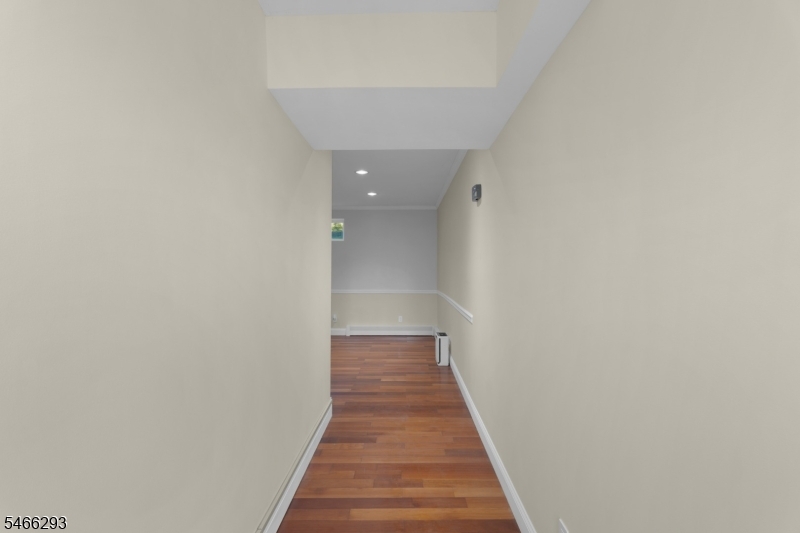 90 Mount Kemble Ave 11 Property Photo 3