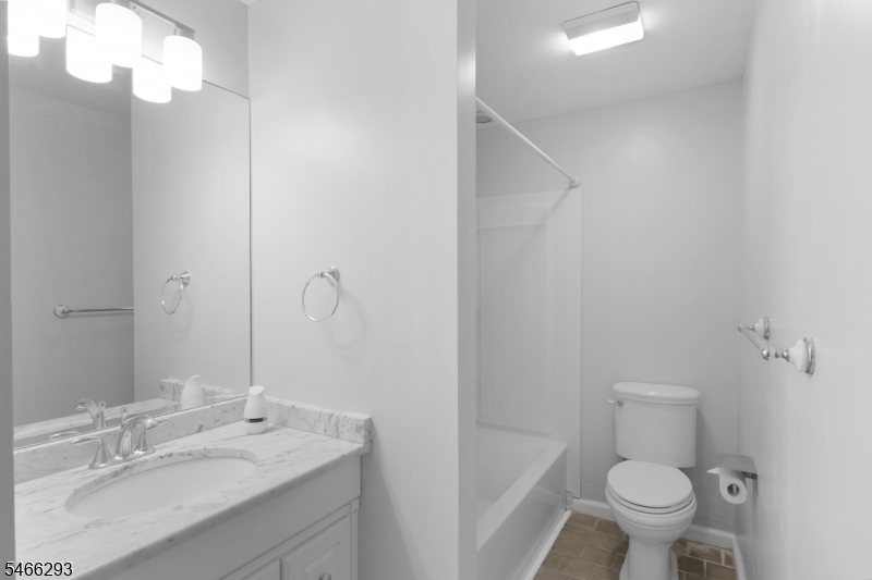 90 Mount Kemble Ave 11 Property Photo 27