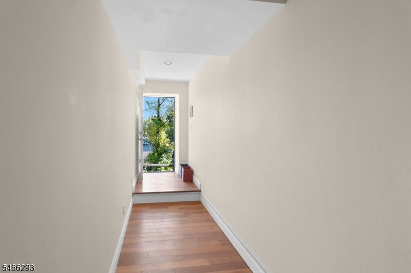90 Mount Kemble Ave 11 Property Photo 33
